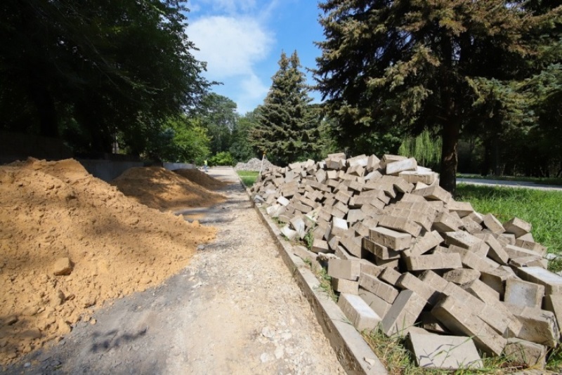  Муниципалитет Ростова пообещал завершить реконструкцию парка Собино нынешней осенью