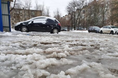 Экс-чиновников в Ростове судят за фиктивные работы по уборке снега