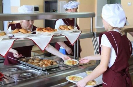 Школьное питание в Ростове не будут отдавать в частные руки