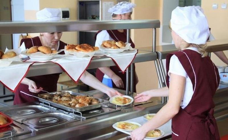  Школьное питание в Ростове не будут отдавать в частные руки