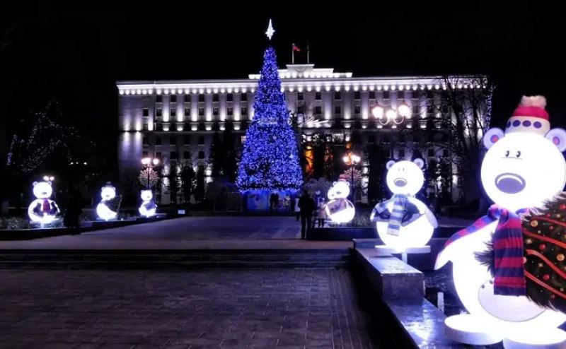  На новогоднем оформлении Ростова хотят сэкономить