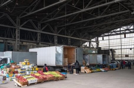 Власти хотят убрать рынки из Ростова