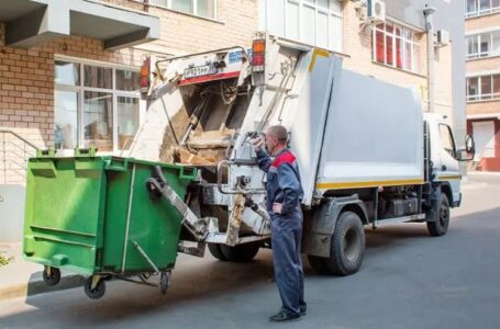 Жители 9-ти этажного дома в Азове платят за мусор в 3 раза меньше